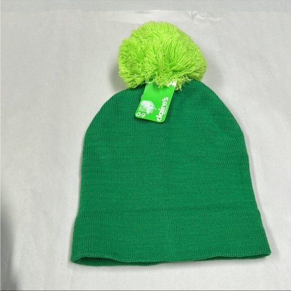 2 Beanies Be Warm On St Patrick's Day. Claire's Claire’s/Icing LUCKY Beanies. - Picture 3 of 15